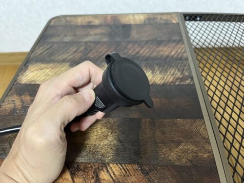 蓋をしたプラグ挿入部
